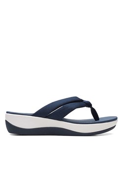 Clarks Japonki &quot;Arla Kaylie&quot; w kolorze granatowym na koturnie ze sklepu Limango Polska w kategorii Klapki damskie - zdjęcie 178749279