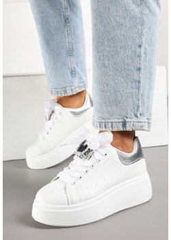 Biało-Srebrne Sneakersy z Ozdobnym Kamieniem Viverida ze sklepu born2be.pl w kategorii Buty sportowe damskie - zdjęcie 178761506