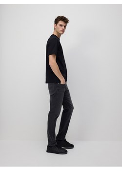Reserved - Jeansy slim fit - szary ze sklepu Reserved w kategorii Jeansy męskie - zdjęcie 178826385
