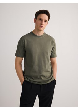 Reserved - Bawełniany t-shirt regular - oliwkowy ze sklepu Reserved w kategorii T-shirty męskie - zdjęcie 178826586