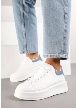Biało-Niebieskie Gładkie Sneakersy z Ekoskóry na Grubej Podeszwie ze Sznurowaniem Avara ze sklepu born2be.pl w kategorii Buty sportowe damskie - zdjęcie 178887298