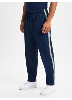 Fred Perry Męskie spodnie do biegania - spodnie dresowe z dwukolorową taśmą Mężczyźni granatowy jednolity ze sklepu vangraaf w kategorii Spodnie męskie - zdjęcie 178899597