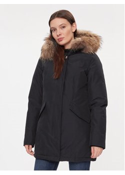 Woolrich Kurtka puchowa Arctic Raccoon CFWWOU0538FRUT0001 Granatowy Regular Fit ze sklepu MODIVO w kategorii Kurtki damskie - zdjęcie 178902085