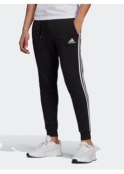 adidas Spodnie dresowe w kolorze czarnym - id: 15788440 - marki adidas - 178914827 adidas Spodnie dresowe w kolorze czarnym ze sklepu Limango Polska w kategorii Spodnie męskie - zdjęcie 178914827