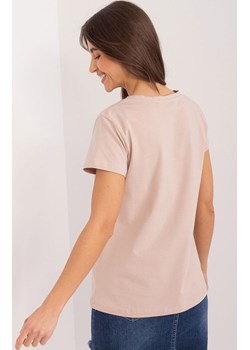 Beżowy t-shirt damski z naszywkami RV-BZ-9622.16X, Kolor beżowy, Rozmiar S/M, BASIC FEEL GOOD ze sklepu Intymna w kategorii Bluzki damskie - zdjęcie 178915807