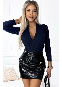 Granatowe kopertowe body damskie elegancka bluzka 375-8, Kolor granatowy, Rozmiar L, Numoco ze sklepu Intymna w kategorii Body damskie - zdjęcie 178916218