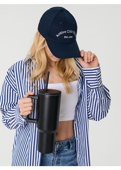 Sinsay - Czapka z daszkiem - granatowy ze sklepu Sinsay w kategorii Czapki z daszkiem damskie - zdjęcie 178920057