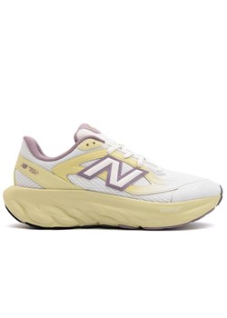 Buty New Balance UTRNQB  - białe ze sklepu streetstyle24.pl w kategorii Buty sportowe męskie - zdjęcie 178948348