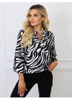 BLUZKA W ZEBRĘ RĘKAW 3/4 ZAPINANA NA GUZIKI ze sklepu olika.com.pl w kategorii Bluzki damskie - zdjęcie 178960978