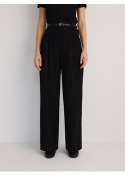 Reserved - Luźne spodnie z zakładkami - czarny - id: 934BU-99X - marki Reserved - 178971607 Reserved - Luźne spodnie z zakładkami - czarny ze sklepu Reserved w kategorii Spodnie damskie - zdjęcie 178971607