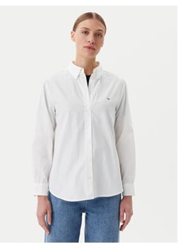 Tommy Jeans Koszula DW0DW20290 Biały Regular Fit ze sklepu MODIVO w kategorii Koszule damskie - zdjęcie 178987086