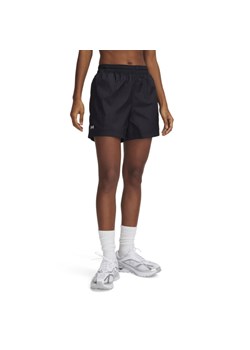 Damskie spodenki treningowe Under Armour UA Rival Woven Short - czarne ze sklepu Sportstylestory.com w kategorii Szorty - zdjęcie 179003078