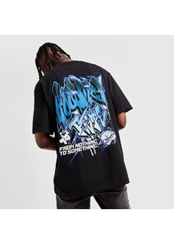 HOODRICH T-SHIRT WALL ART TEE BLK/BLU ze sklepu JD Sports  w kategorii T-shirty męskie - zdjęcie 179009139