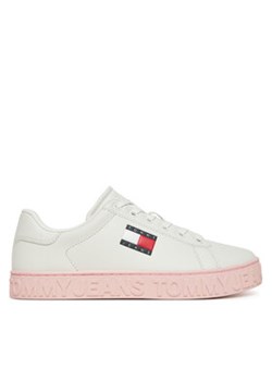 Tommy Jeans Sneakersy Tjw Logo Outsole Sneaker Ess EN0EN02703 Biały ze sklepu MODIVO w kategorii Buty sportowe damskie - zdjęcie 179030149