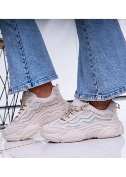 Beżowe sportowe buty na platformie /D8-2 10470 S295/ ze sklepu Pantofelek24.pl w kategorii Buty sportowe damskie - zdjęcie 179049425