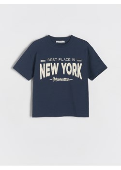 Reserved - Bawełniany t-shirt z nadrukiem - granatowy ze sklepu Reserved w kategorii T-shirty chłopięce - zdjęcie 179070406