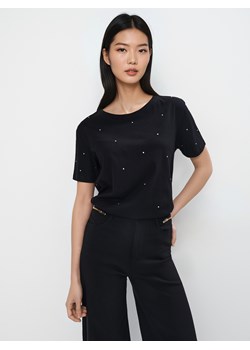 Mohito - Bawełniany czarny t-shirt z dżetami - czarny - id: 857DY-99X - marki Mohito - 179073495 Mohito - Bawełniany czarny t-shirt z dżetami - czarny ze sklepu Mohito w kategorii Bluzki damskie - zdjęcie 179073495