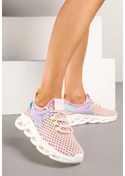 Różowe Sneakersy Siateczkowe na Podeszwie z Ozdobnymi Żłobieniami Sanovi ze sklepu born2be.pl w kategorii Buty sportowe damskie - zdjęcie 179081329