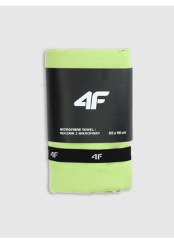 Ręcznik treningowy S 65x90 cm 4F 4FWSS25ATOWU052 - zielony ze sklepu Sportstylestory.com w kategorii Ręczniki - zdjęcie 179108446