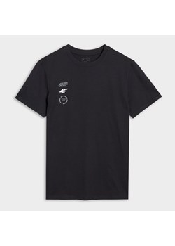 Męski t-shirt z nadrukiem 4F 4FRSS25TTSHM2850 - czarny - id: 291855 - marki 4F - 179127869 Męski t-shirt z nadrukiem 4F 4FRSS25TTSHM2850 - czarny ze sklepu Sportstylestory.com w kategorii T-shirty męskie - zdjęcie 179127869
