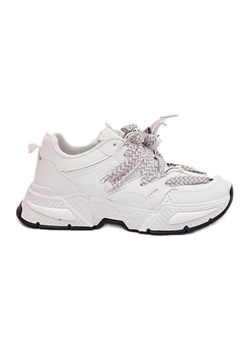 Sneakersy Buty Sportowe Damskie Z Podwójnym Sznurowaniem Białe - id: 220703 - marki ButyModne.pl - 179134308 Sneakersy Buty Sportowe Damskie Z Podwójnym Sznurowaniem Białe ze sklepu ButyModne.pl w kategorii Buty sportowe damskie - zdjęcie 179134308