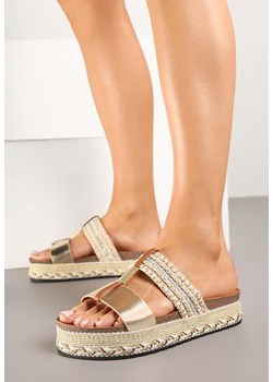 Złote Klapki w Stylu Boho Zdobione Plecionką i Metaliczną Nicią Vileldi ze sklepu born2be.pl w kategorii Espadryle damskie - zdjęcie 179138548