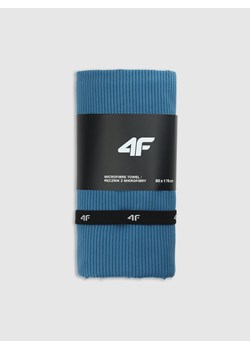 Ręcznik treningowy 4F 4FWSS25ATOWU060 - niebieski ze sklepu Sportstylestory.com w kategorii Ręczniki - zdjęcie 179147567