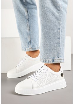 Białe Sneakersy ze Skórzaną Wkładką Sercem i Cyrkoniami Giraval ze sklepu born2be.pl w kategorii Buty sportowe damskie - zdjęcie 179164759