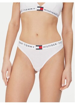 Tommy Hilfiger Stringi UW0UW06039 Biały ze sklepu MODIVO w kategorii Majtki damskie - zdjęcie 179172595