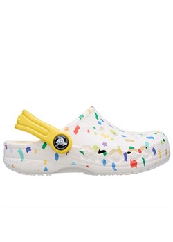 Klapki Crocs Baya Seasonal Printed 209728-94S - białe ze sklepu streetstyle24.pl w kategorii Klapki dziecięce - zdjęcie 179178039