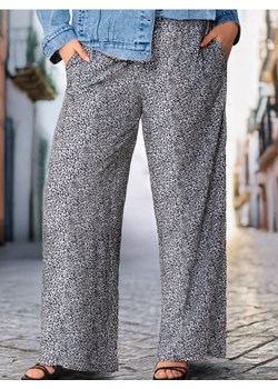 Sinsay - Wiskozowe spodnie wide leg PLUS SIZE - wielobarwny ze sklepu Sinsay w kategorii Spodnie damskie - zdjęcie 179180866