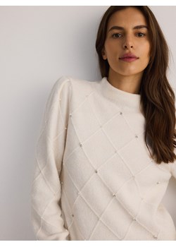Reserved - Sweter z ozdobnymi detalami - kremowy - id: 331CZ-02M - marki Reserved - 179202946 Reserved - Sweter z ozdobnymi detalami - kremowy ze sklepu Reserved w kategorii Swetry damskie - zdjęcie 179202946