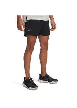 Męskie spodenki do biegania Under Armour UA Trail Run Launch Shorts - czarne ze sklepu Sportstylestory.com w kategorii Spodenki męskie - zdjęcie 179204017