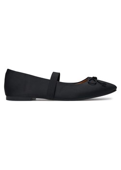 Baleriny DeeZee 9-125-1 ze sklepu ccc.eu w kategorii Balerinki - zdjęcie 179211556