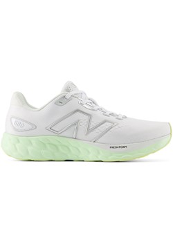Buty damskie New Balance Fresh Foam 680 v8 W680RM8 – białe ze sklepu New Balance Poland w kategorii Buty sportowe damskie - zdjęcie 179219037