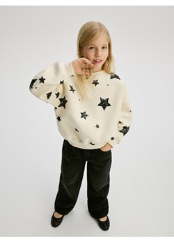Reserved - Bluza w gwiazdki - złamana biel ze sklepu Reserved w kategorii Bluzy dziewczęce - zdjęcie 179227467