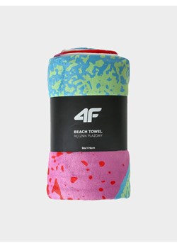 Ręcznik plażowy 4F 4FWSS25ATOWU056 - multikolor ze sklepu Sportstylestory.com w kategorii Ręczniki - zdjęcie 179257926