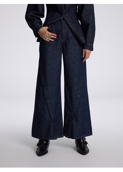 Reserved - Jeansy wide leg z rozpiananymi nogawkami - granatowy ze sklepu Reserved w kategorii Jeansy damskie - zdjęcie 179335675