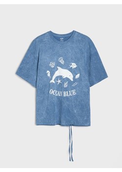Sinsay - Koszulka z ozdobnym ściagaczem - mid blue ze sklepu Sinsay w kategorii T-shirty chłopięce - zdjęcie 179349666