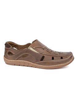 Buty męskie wsuwane przewiewne 204L brązowe ze sklepu butyolivier w kategorii Półbuty męskie - zdjęcie 179364436