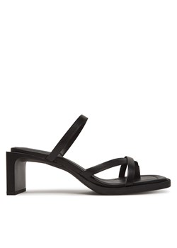 Klapki Tommy Jeans The Soho Sandal EN0EN02781 Czarny ze sklepu eobuwie.pl w kategorii Klapki damskie - zdjęcie 179377447