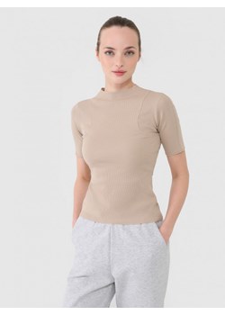 Damski t-shirt basic Outhorn OTHWAW24TTSHF1757 - beżowy ze sklepu Sportstylestory.com w kategorii Bluzki damskie - zdjęcie 179396766