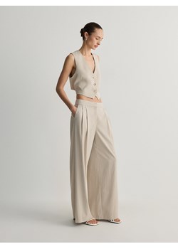 Reserved - Spodnie z wiskozą - beżowy ze sklepu Reserved w kategorii Spodnie damskie - zdjęcie 179400179