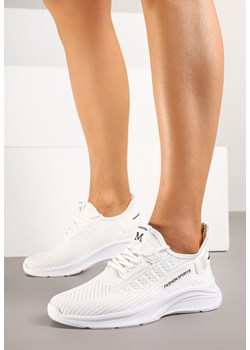 Białe Buty Sportowe Sneakersy z Napisami i Tłoczeniem Odalira ze sklepu born2be.pl w kategorii Buty sportowe damskie - zdjęcie 179402866