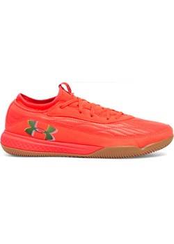 Buty piłkarskie halówki uniseks Under Armour UA Magnetico Select 4 Indoor - czerwone ze sklepu Sportstylestory.com w kategorii Buty sportowe męskie - zdjęcie 179403768