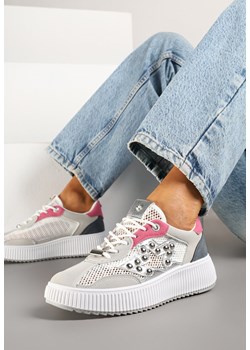 Szaro-Różowe Sneakersy z Nitami i Gwiazdą Viroti ze sklepu born2be.pl w kategorii Buty sportowe damskie - zdjęcie 179426526
