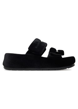 Klapki Juicy Couture WSS21513-01 ze sklepu ccc.eu w kategorii Klapki damskie - zdjęcie 179442597