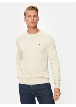 Tommy Hilfiger Sweter MW0MW28046 Écru Regular Fit ze sklepu MODIVO w kategorii Swetry męskie - zdjęcie 179446067