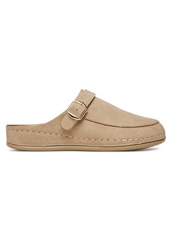 Klapki Clara Barson WFA3688-1 ze sklepu ccc.eu w kategorii Klapki damskie - zdjęcie 179460158