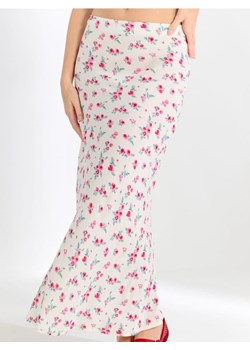 Sinsay - Wiskozowa spódnica maxi w kwiaty - różowy ze sklepu Sinsay w kategorii Spódnice - zdjęcie 179465589